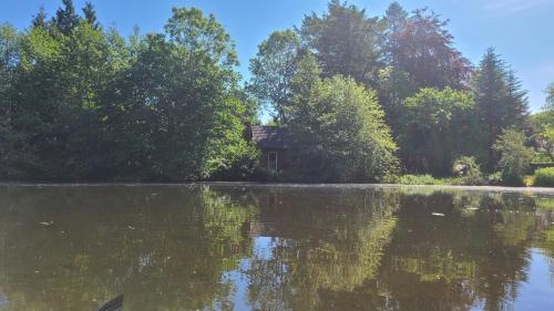 Gut Hanerau, Eschenufer keine Monteure in Hanerau-Hademarschen
