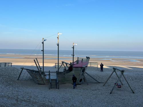 Pantai, Manon Des Dunes in De Haan