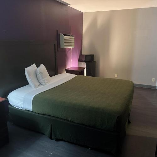Deluxe inn – Bossier City, LA