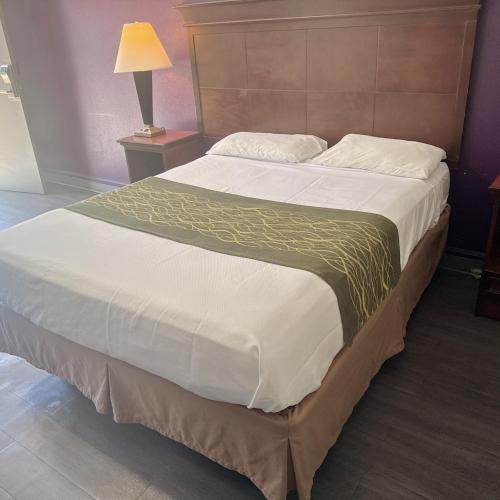 Deluxe inn – Bossier City, LA