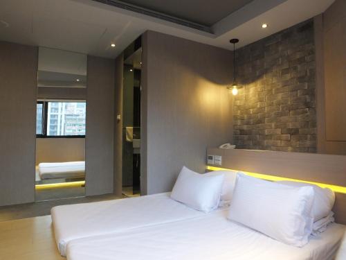 Guest Hotel Guest Hotel is a popular choice amongst travelers in Taipei, whether exploring or just passing through. Featuring a satisfying list of amenities, guests will find their stay at the property a comforta