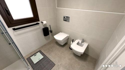 Three-Bedroom Apartment image 8