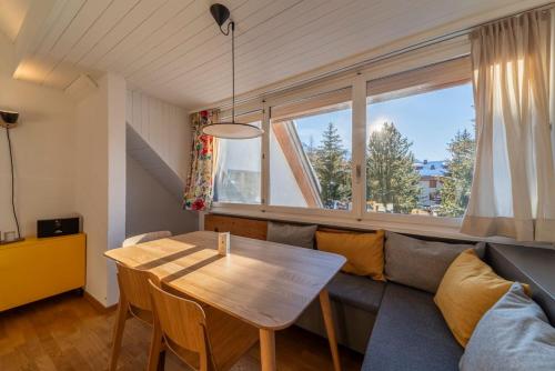 Felles stue/TV-område, Chesa Nair - Surlej in Silvaplana
