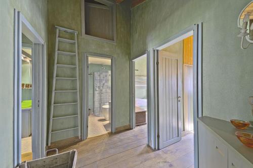 Three-Bedroom Apartment image 8