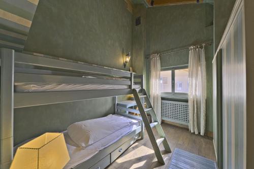 Three-Bedroom Apartment image 6