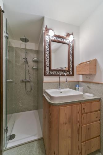 Studio Apartment image 3