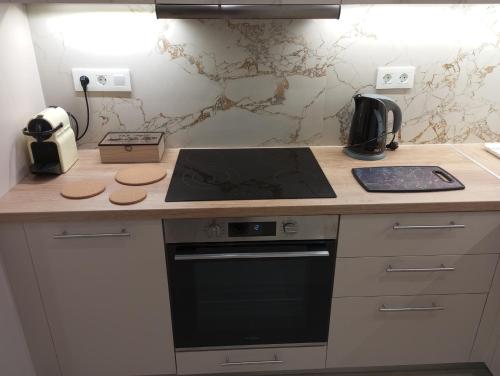 Silver Orb in Theriso