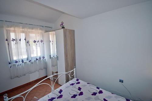 Apartments Tina & Denis - image 8