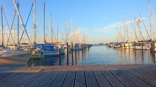 Ostsee - Maisonette - Appartement Nr 23 "Yachthafenblick" im Strand Resort in Heiligenhafen, Deutschland