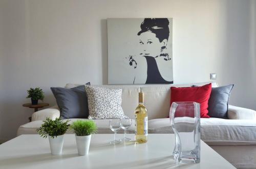 Kerameikos, a lovely apartment, Atenas