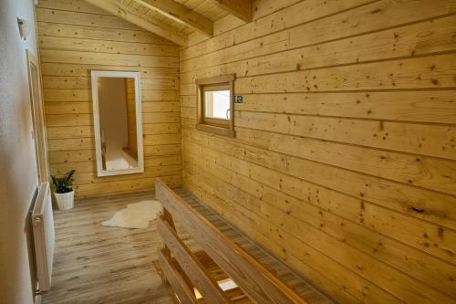 Iekārtas, Zruby Pod Chopkom in Horná Lehota (Banská Bystrica)