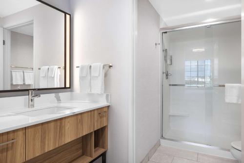 Homewood Suites by Hilton San Diego Airport-Liberty Station - image 12