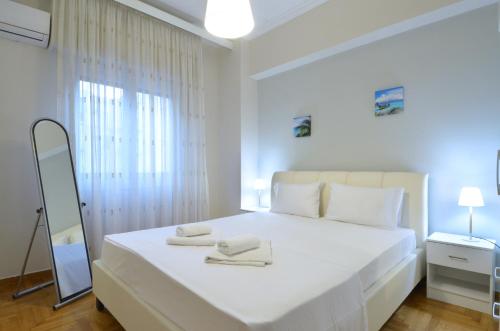 Niovis, a nice and cozy apartment, Atenas