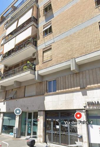 Panoramic penthouse 10m from metro A, Roma (foto 2)