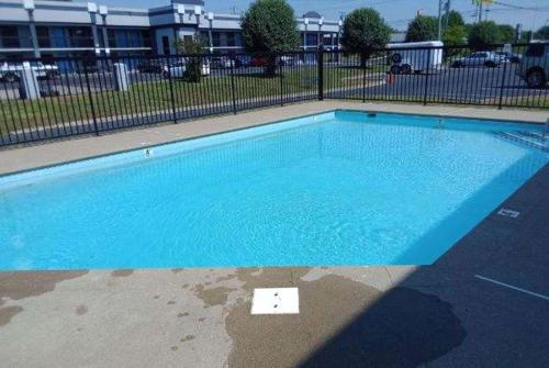 Howard Johnson by Wyndham Clarksville Tennessee in Clarksville, USA