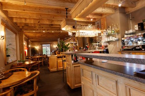 Auberge au bord du lac