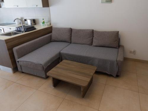 Modern & Central 2 bedroom & 2 bathrooms apartment, Msida (photo 7)