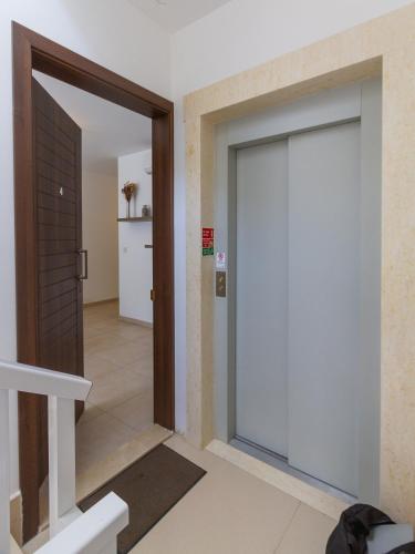 Entré, Modern & Central 2 bedroom & 2 bathrooms apartment in Msida