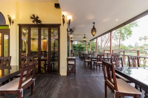 Restaurant, SHEIK ISTANA HOTEL CHIANGMAl in Chiang Mai Riverside