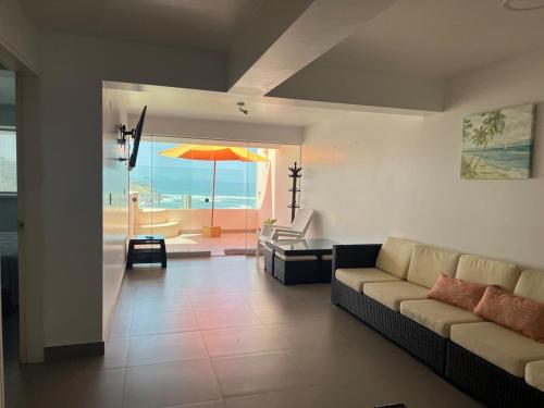 Ocean view, terrace and pool