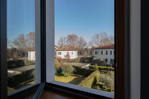 StraVagante Hostel & Rooms - Tap to explore photos