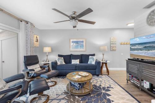 Colony Beach Club 233 in New Smyrna Beach, USA