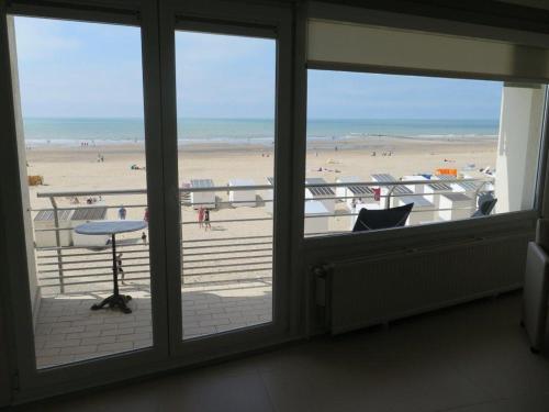 Berlin-Oostende-Gleich-am-Meer - main image