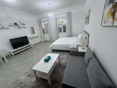 England Cluster International City - Bright,Spacious and Well Furnished Studio, Dubaj (zdjęcie 5)