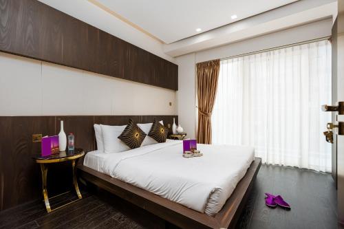 Highend 2BR Palm Sea View with Pool and Nightlife Marina, Dubai (Foto 10)
