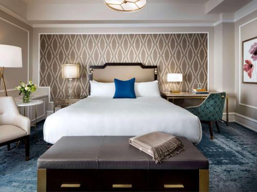 653404745 Fairmont Empress Hotel