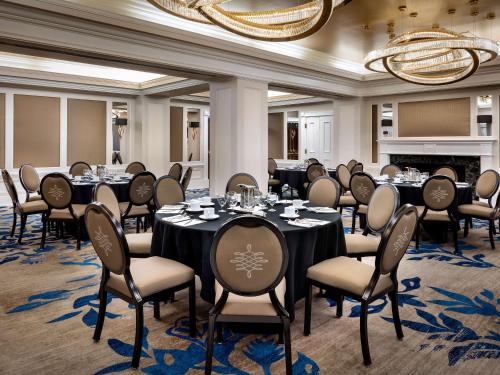653404784 Fairmont Empress Hotel