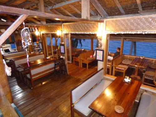 Restaurant, Freddies Santai Sumurtiga in Sabang