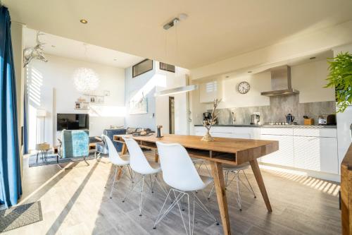 Lifestyle Cube mit Dachterrasse Meerblick und Strand in Hulshorst