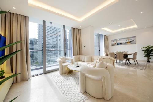Luxury 2BHK Plus Maid's Room The Sterling West Near Dubai Mall, Dubaj (zdjęcie 8)