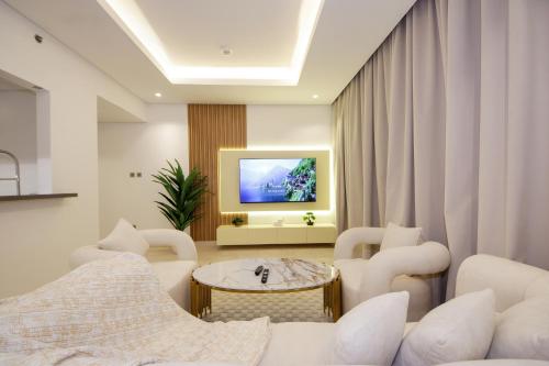 Luxury 2BHK Plus Maid's Room The Sterling West Near Dubai Mall, Dubaj