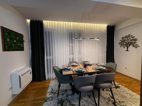 Luxury and coziness at the center of the city, Skopje (photo 8)