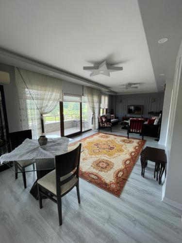 Green Garden Villa in Akoluk