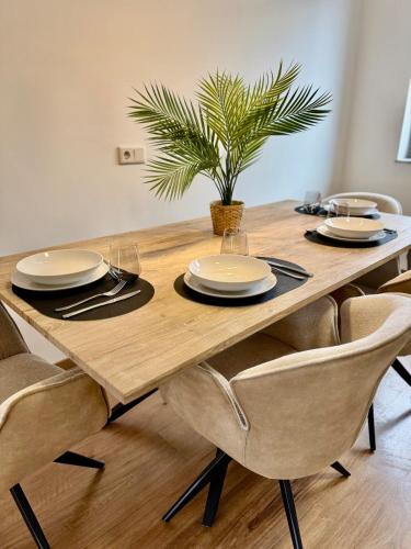 Létesítmények, FeWo-Palmtrees 3 - Große 2 Zimmerwohnung mit Südbalkon (FeWo-Palmtrees 3 - Große und moderne 2 Zimmerwohnung mit Sud-West Balkon in Gladbeck-Mitte nahe Movi) in Gladbeck