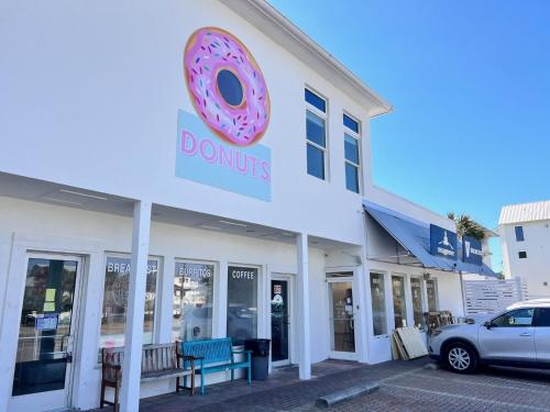 Blue Sky Bungalow by RealJoy Vacations - image 29