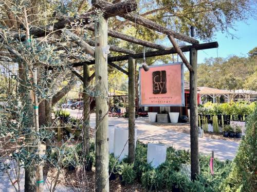 Blue Sky Bungalow by RealJoy Vacations - image 27