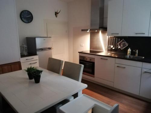 Holiday apartment hunting lodge Siedlinghausen in Silbach