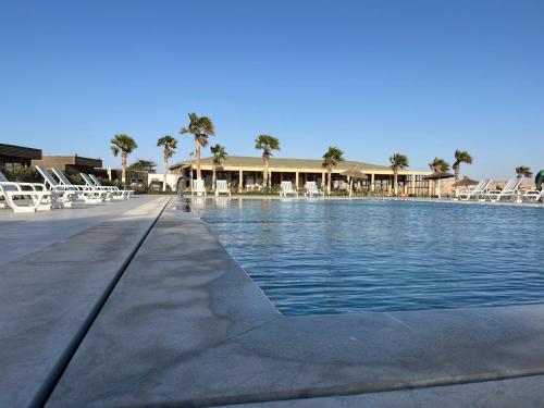Swimming pool, Dakhla Camp in Dakhla