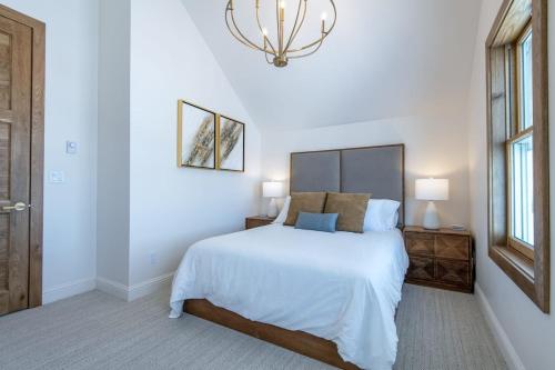 Historic Homestead with Pond and Teton Range Views Historic Homestead with Pond and Teton Range Views