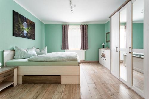 Ferienwohnung Julia Unterweißbach in 利希滕費爾斯