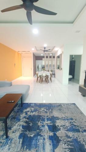 Sky Loft Premium Bukit Indah with Garden View & Nflix HBO A30 Sky Loft Premium Bukit Indah with Garden View & Nflix HBO A30