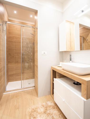 Casa Vanitosa 2 camere 2 bagni posto auto medio, Turín (fotografie 9)