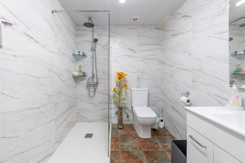 Apartment with Sea View image 10