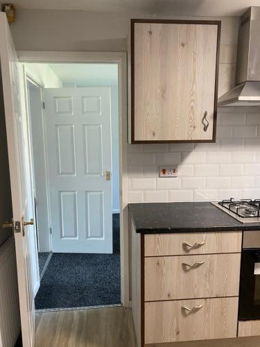 ห้องครัว, Room in Wolverhampton in วูล์ฟแฮมตัน