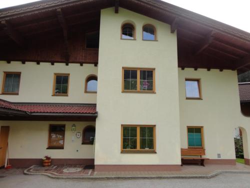 Ferienhaus Regina – Vorderlanersbach, IL