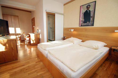 An der Persiluhr Stadt-gut-Hotel - image 7